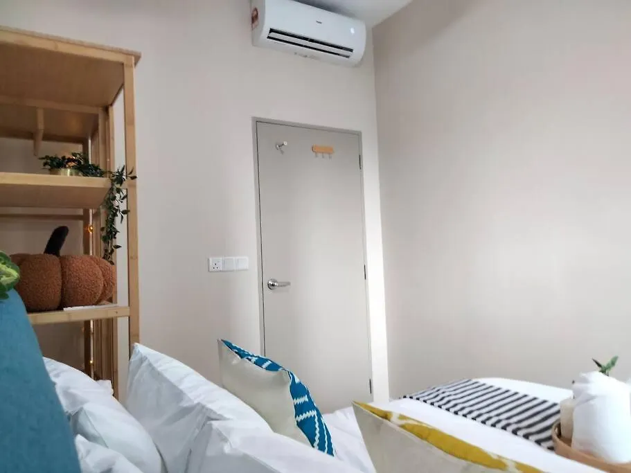 M Centura Sentul 3-Bedroom Pool View Residences By Homebrickz Kuala Lumpur