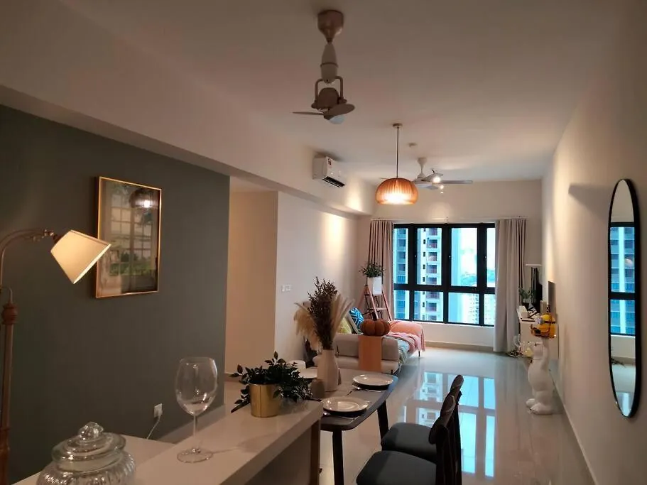 M Centura Sentul 3-Bedroom Pool View Residences By Homebrickz Kuala Lumpur